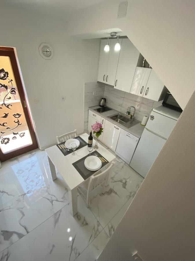 Appartamento Borik Hills Zara Esterno foto