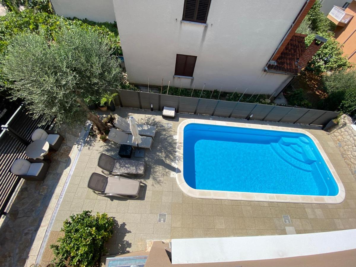 Appartamento Borik Hills Zara Esterno foto