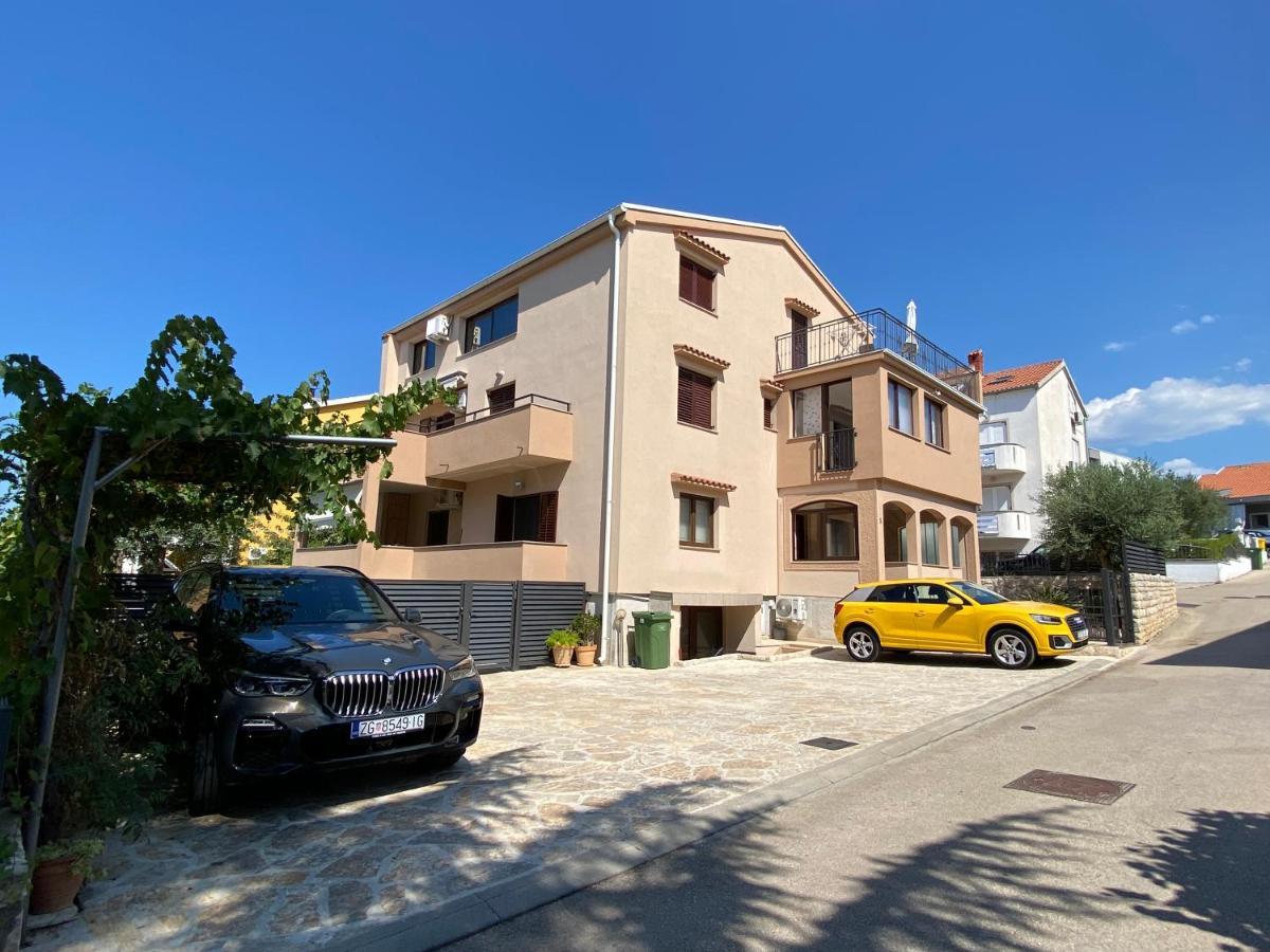 Appartamento Borik Hills Zara Esterno foto
