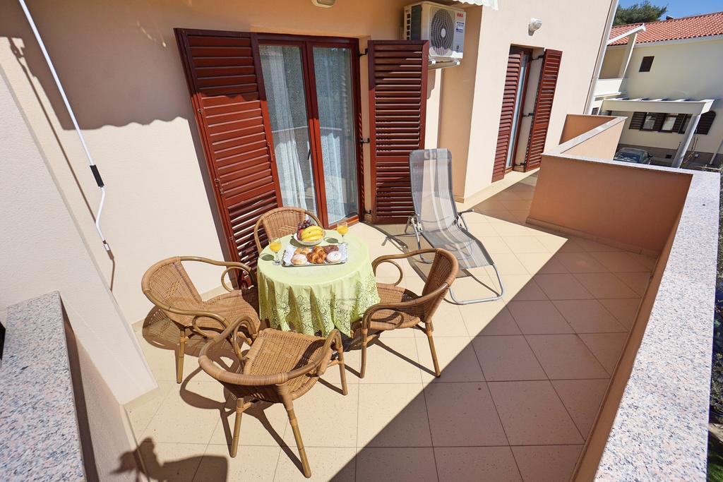 Appartamento Borik Hills Zara Esterno foto