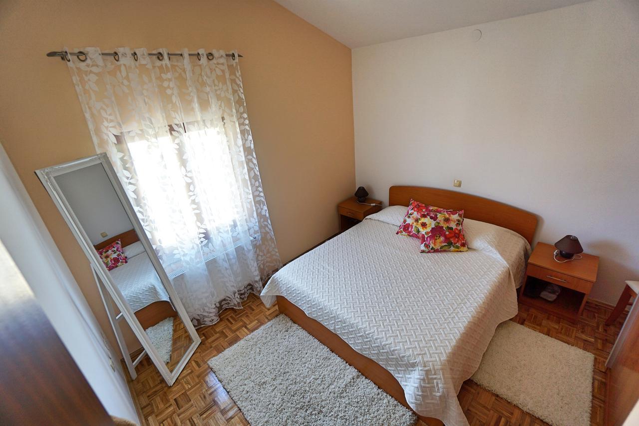 Appartamento Borik Hills Zara Esterno foto